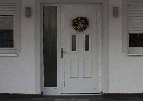 Dvere 4